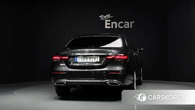 Mercedes-Benz E-Class W213 id 4696364 из Кореи 27