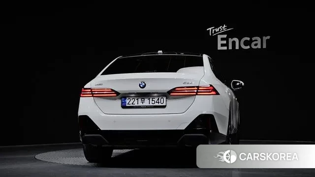 BMW 5 Series (G60) id 3446981 из Кореи 14