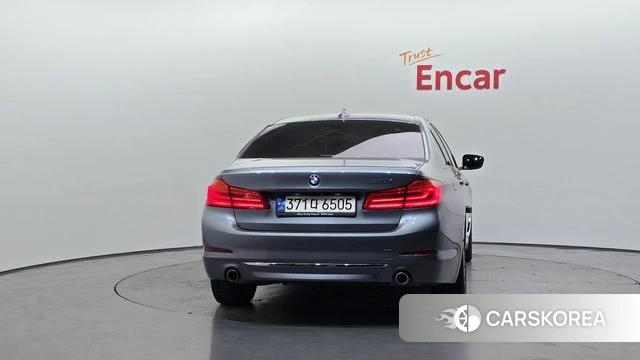 BMW 5 Series (G30) id 4430128 из Кореи 28