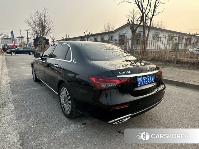 Mercedes-Benz E-class 2022 Черный из Китая, фото 4