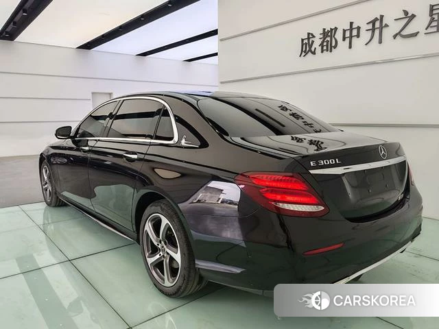 Mercedes-Benz E-class id 4254243 из Китая 13