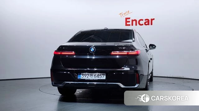 BMW 7 Series (G70) id 4602196 из Кореи 31