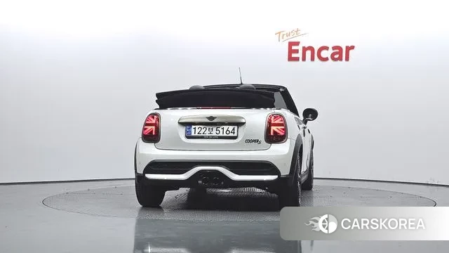 Mini Cooper S Convertible id 2857785 из Кореи 14