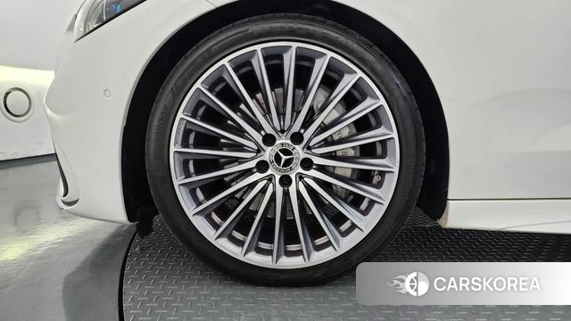 Mercedes-Benz C-Class W206 id 4898234 из Кореи 27