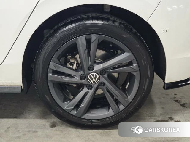 Volkswagen Golf id 4261063 из Китая 14