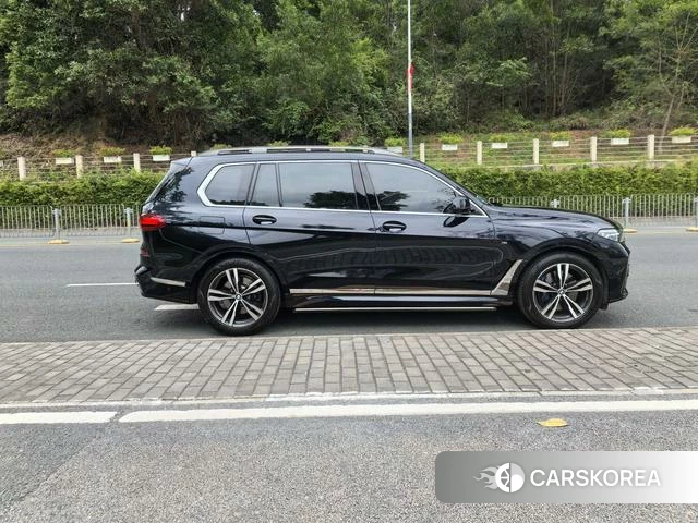 BMW X7 id 4253971 из Китая 9