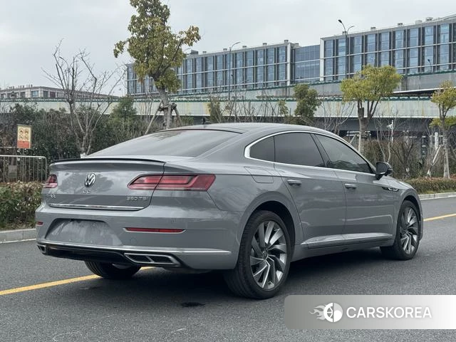 Volkswagen CC 2021 Темно-серый из Китая, фото 4