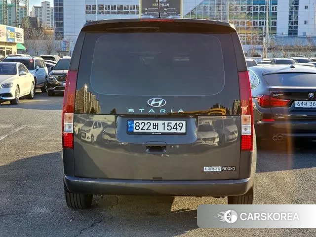 Hyundai Staria id 3610619 из Кореи 14