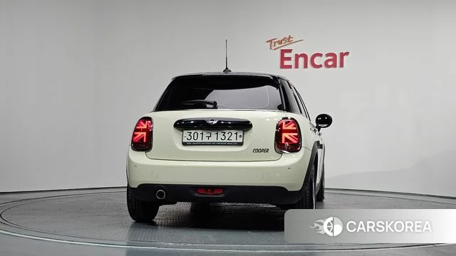 Mini Cooper id 4604813 из Кореи 26