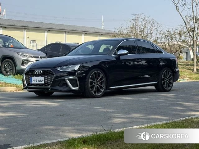 Audi S4 2021 Черный из Китая, фото 4