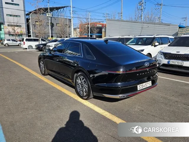 Hyundai Grandeur (GN7) id 3619442 из Кореи 14