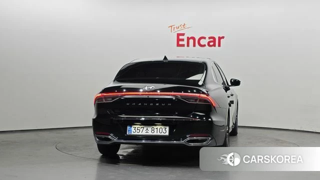Hyundai The New Grandeur IG id 4625334 из Кореи 14