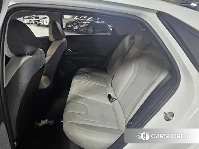 Hyundai Avante (CN7) 2021 Белый из Кореи, фото 4