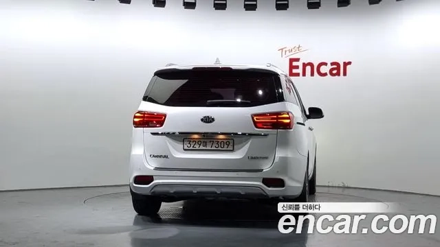 Kia The New Carnival id 2860209 из Кореи 14