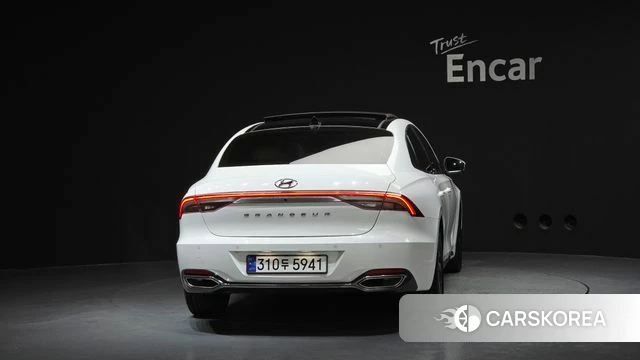 Hyundai The New Grandeur IG Hybrid id 4409056 из Кореи 28
