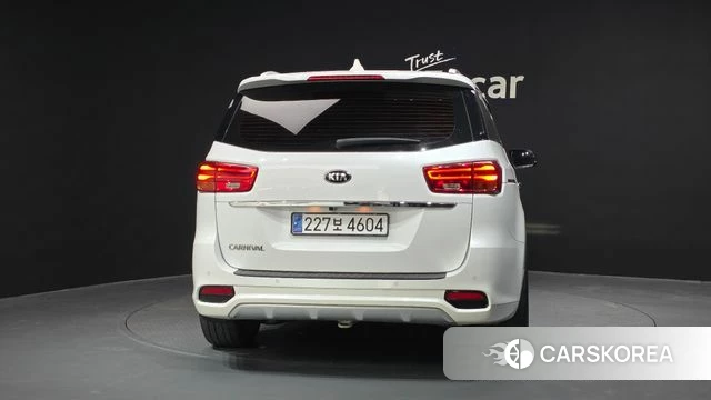 Kia The New Carnival id 3801621 из Кореи 14