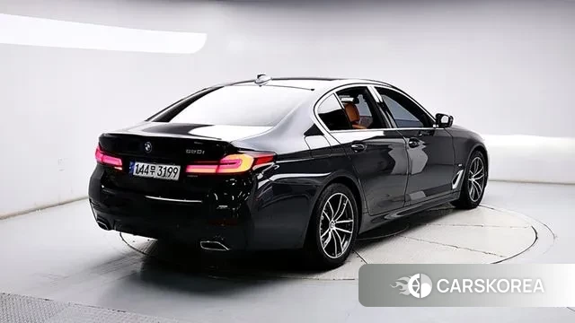 BMW 5 Series (G30) id 3454239 из Кореи 10