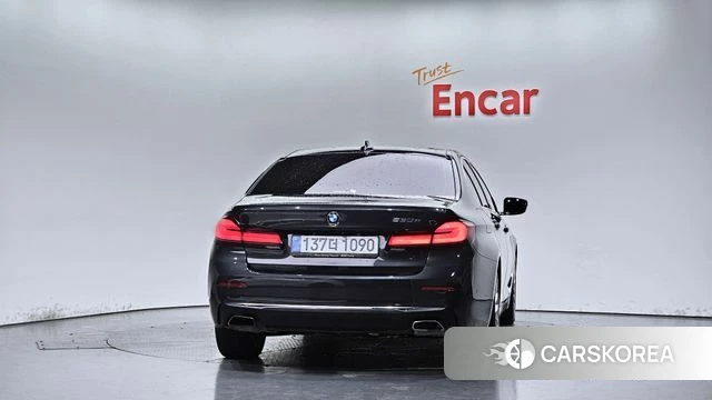 BMW 5 Series (G30) id 4702633 из Кореи 14