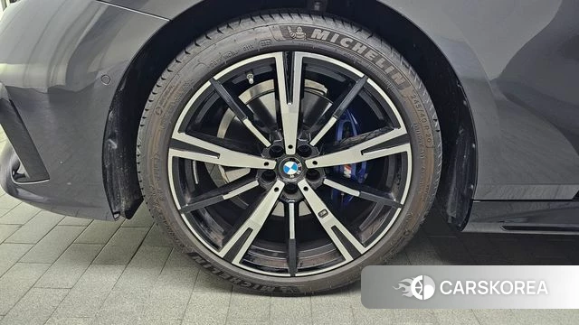 BMW 5 Series (G60) id 4589842 из Кореи 28