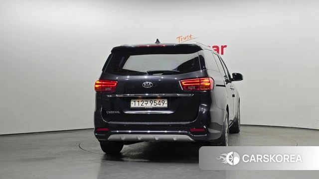 Kia The New Carnival id 3936888 из Кореи 14