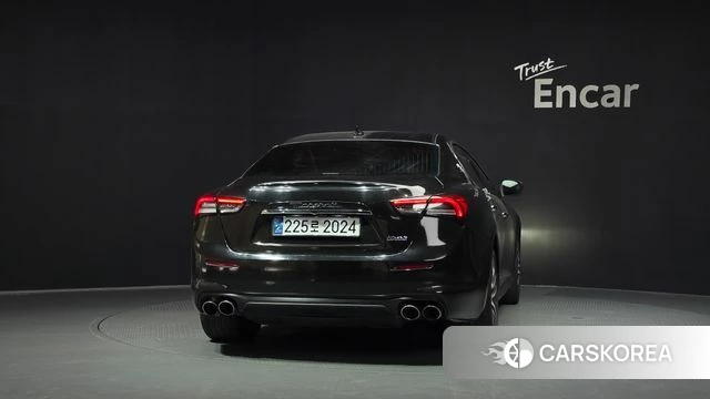 Maserati Ghibli id 4596029 из Кореи 26