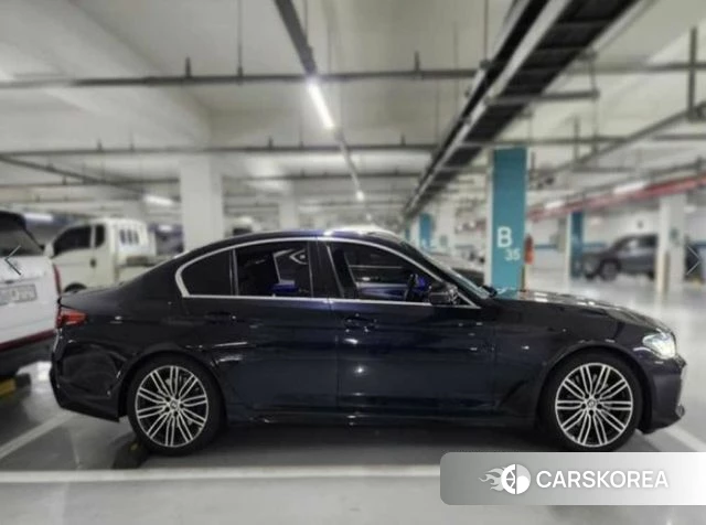 BMW 5 Series (G30) 2019 Черный из Кореи, фото 4