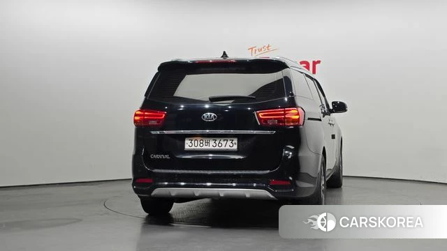 Kia The New Carnival id 3867130 из Кореи 14