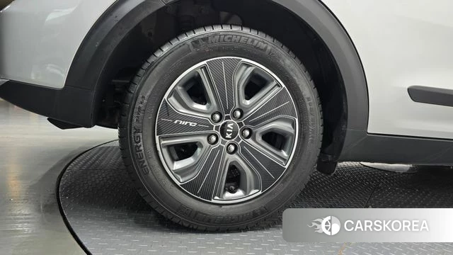 Kia Niro id 4596084 из Кореи 28