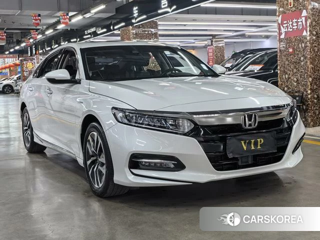 Honda Accord 2021 Белый из Китая, фото 5