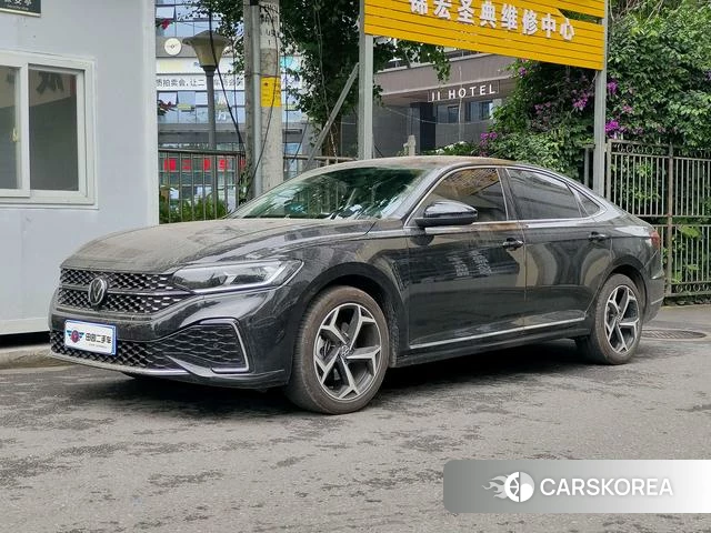 Volkswagen Passat 2025 Черный из Китая, фото 5