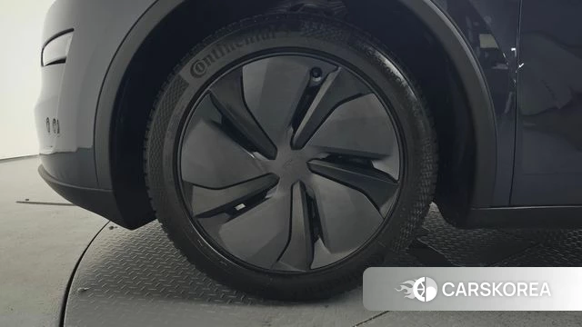 Tesla Model Y id 4612380 из Кореи 27