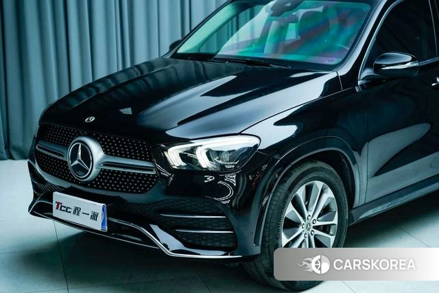 Mercedes-Benz GLE (import) 2023 Черный из Китая, фото 4