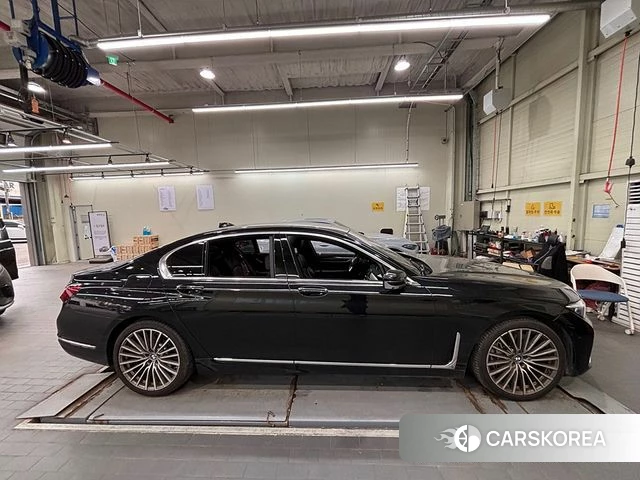 BMW 7 Series (G11) 2022 Черный из Кореи, фото 4