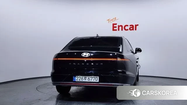 Hyundai Grandeur (GN7) id 3523420 из Кореи 14