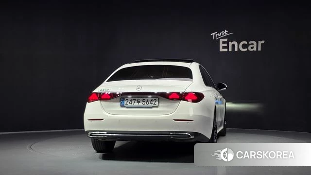 Mercedes-Benz E-Class W214 id 4792148 из Кореи 25