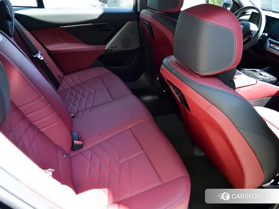 BMW i5 id 4674491 из Китая 8