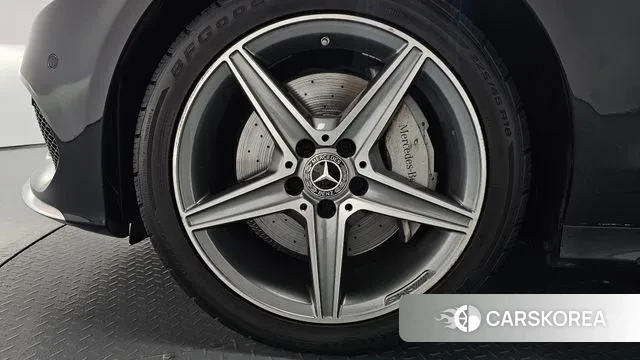 Mercedes-Benz C-Class W205 id 3118084 из Кореи 14