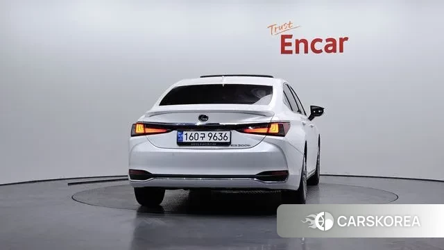 Lexus ES300h 7th generation id 3599559 из Кореи 14