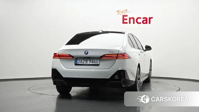 BMW 5 Series (G60) id 4532948 из Кореи 27