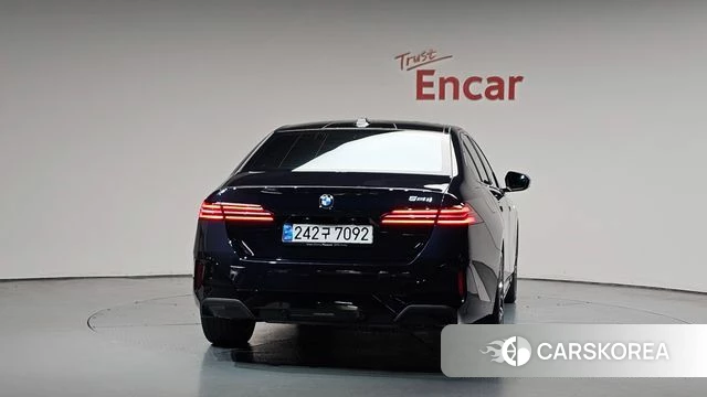 BMW 5 Series (G60) id 4516464 из Кореи 31