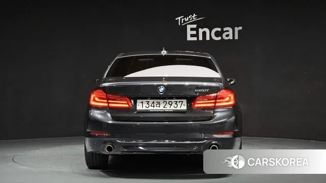 BMW 5 Series (G30) id 3519928 из Кореи 14