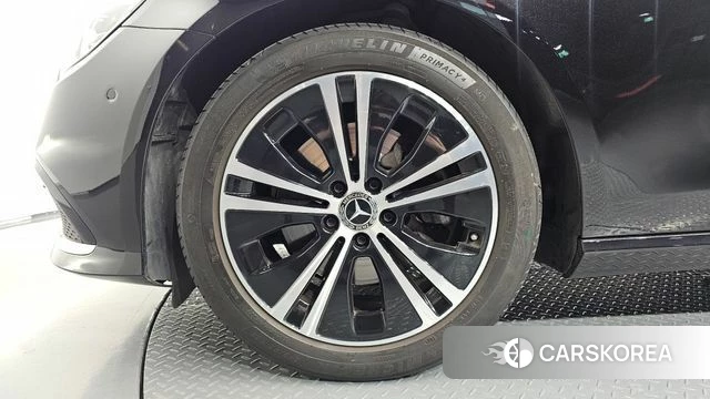 Mercedes-Benz E-Class W213 id 4881131 из Кореи 27