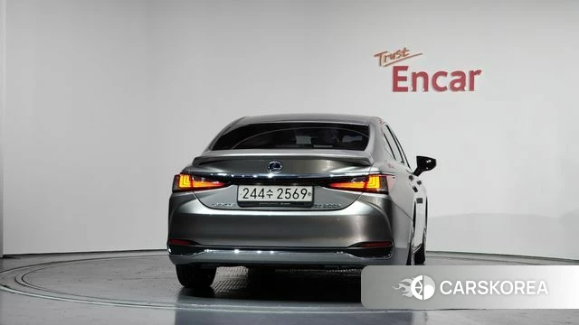 Lexus ES300h 7th generation id 3796039 из Кореи 14