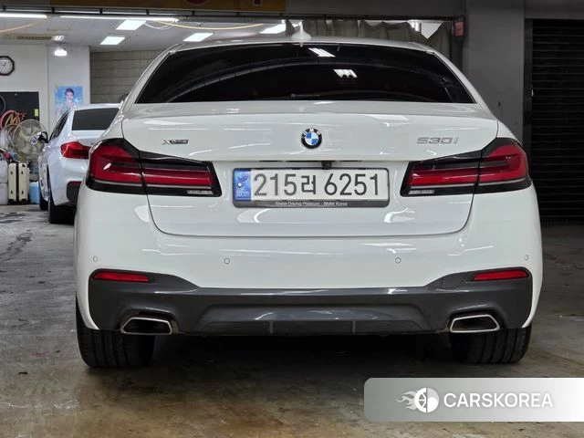 BMW 5 Series (G30) id 4281693 из Кореи 14