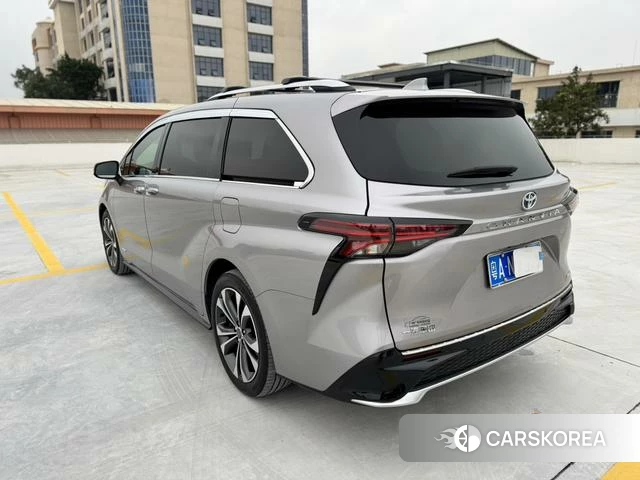 Toyota Grevia id 4263665 из Китая 9
