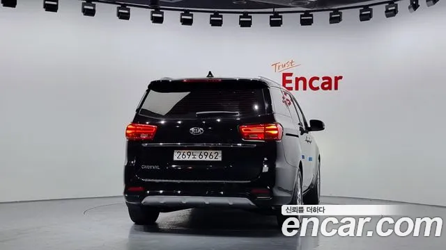 Kia The New Carnival id 2505499 из Кореи 14