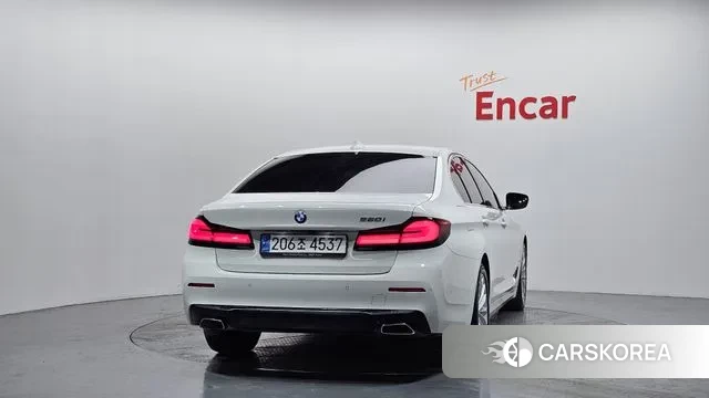 BMW 5 Series (G30) id 3645322 из Кореи 14