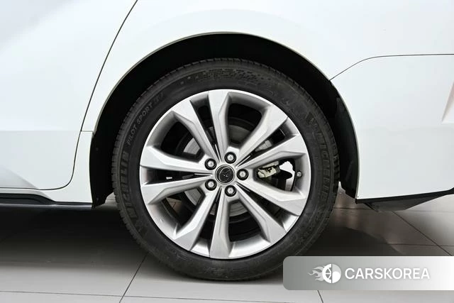 Toyota Saina id 4261783 из Китая 14
