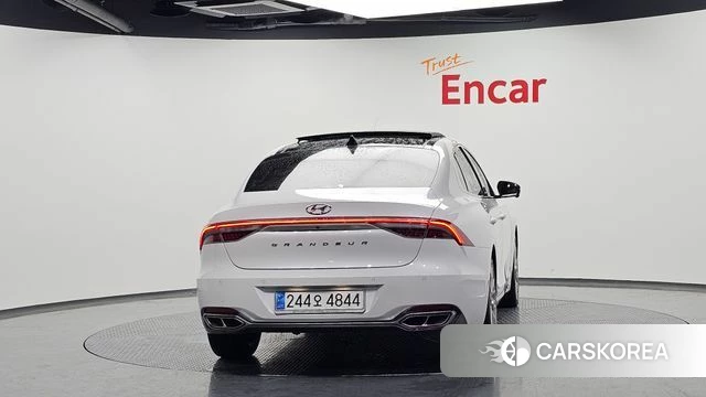 Hyundai The New Grandeur IG id 4350855 из Кореи 29