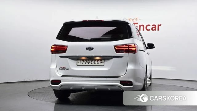 Kia The New Carnival id 3937137 из Кореи 14